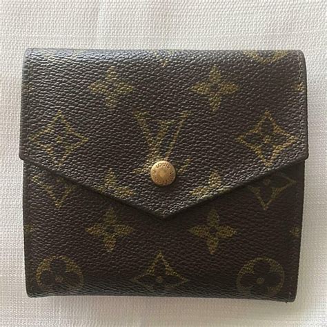 louis vuitton track package|louis vuitton order number.